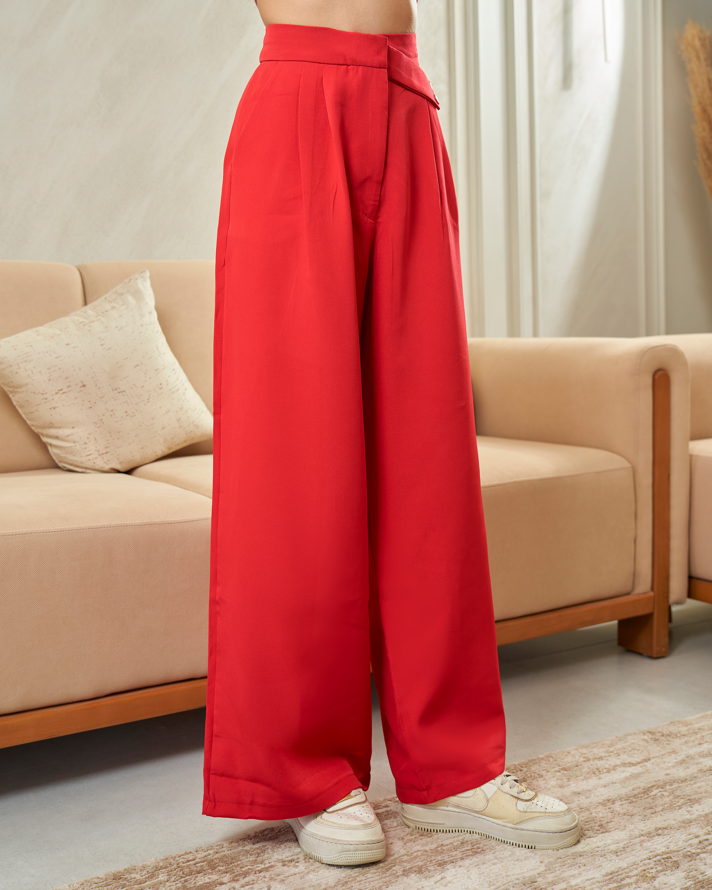 side-Belt wide pants