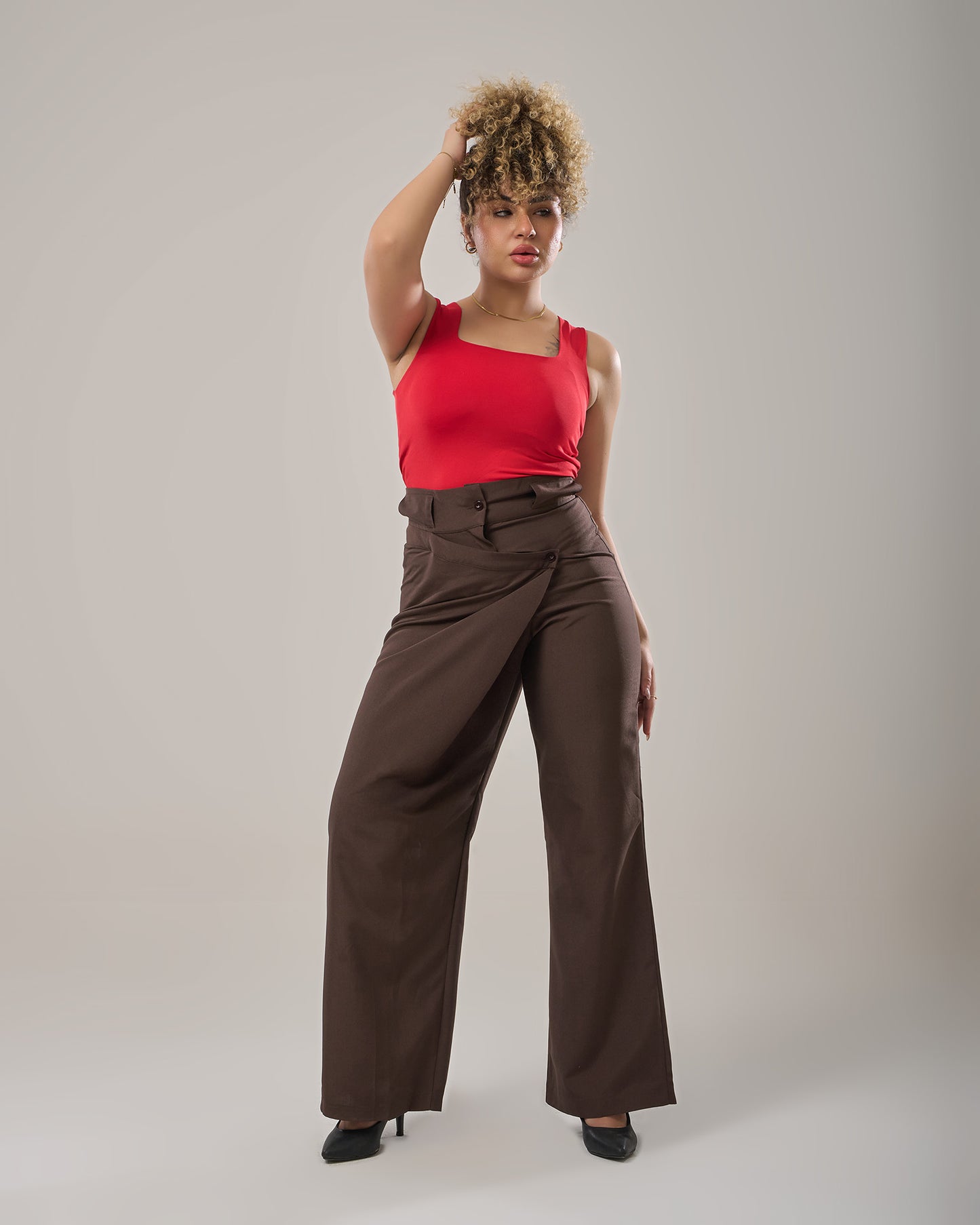 High-waisted wide leg pants