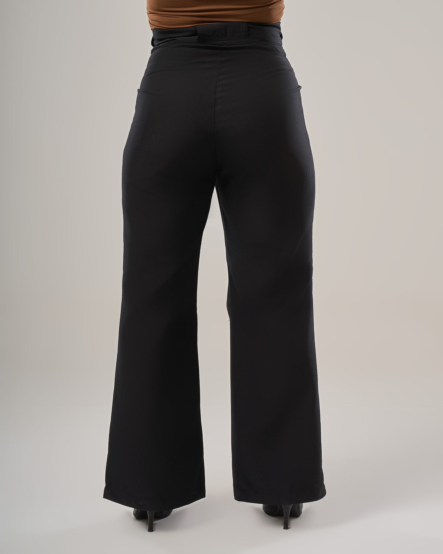 High-waisted wide leg pants