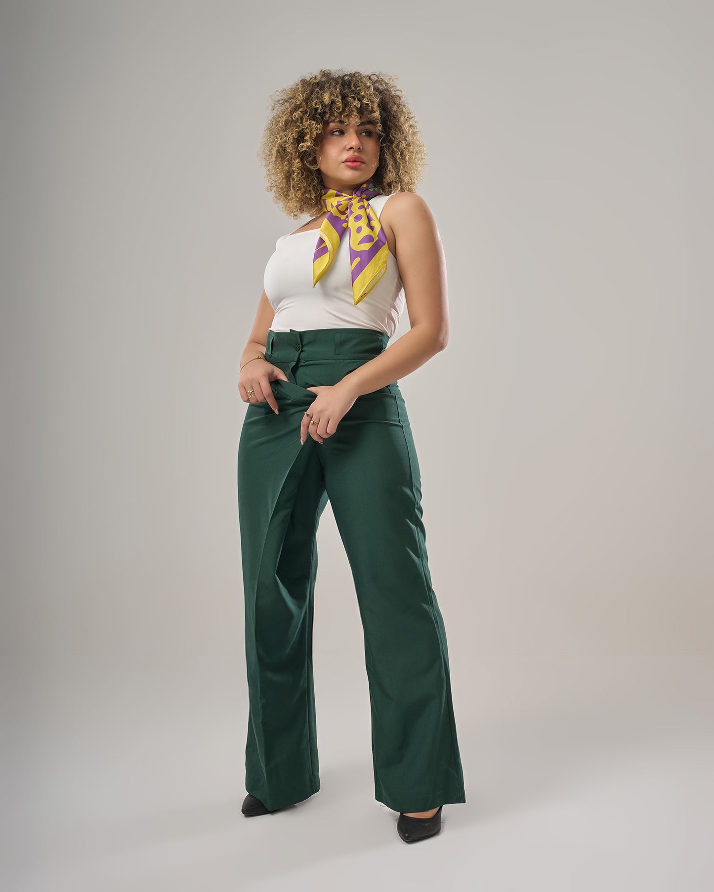 High-waisted wide leg pants