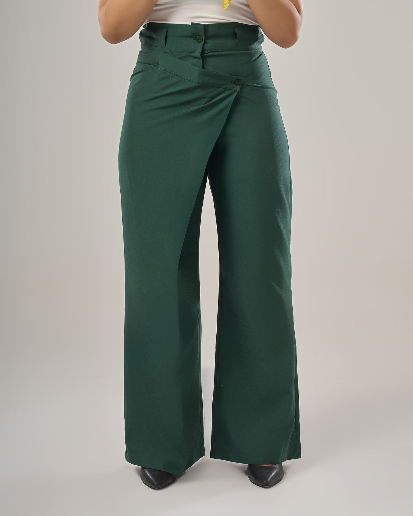 High-waisted wide leg pants