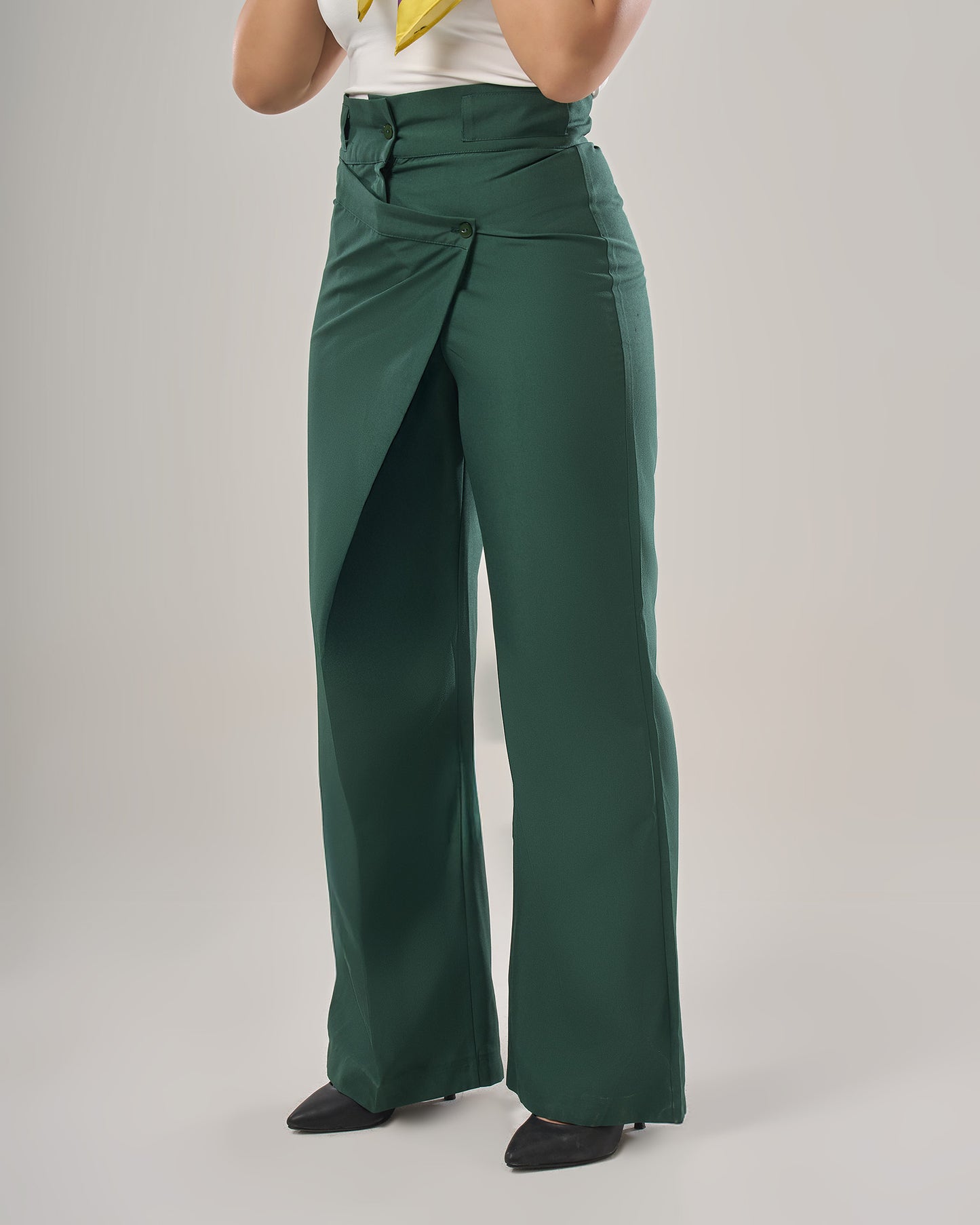 High-waisted wide leg pants